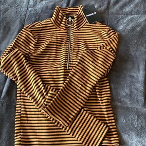 Crop top with zipper